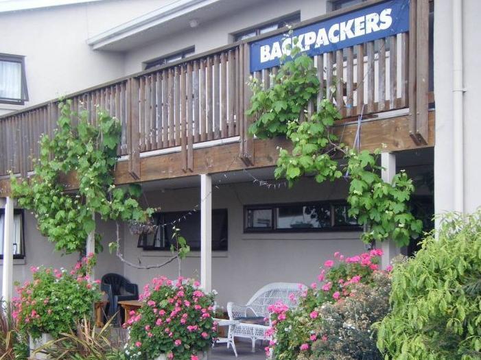 Hat Trick Lodge Motueka Buitenkant foto