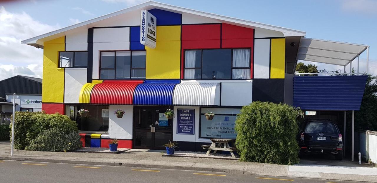 Hat Trick Lodge Motueka Buitenkant foto